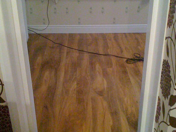 Local-Laminate-Flooring-Company.jpg